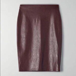 Aritzia Ten by Babaton Glow Skirt Vegan Leather Dark Burgundy Size XS